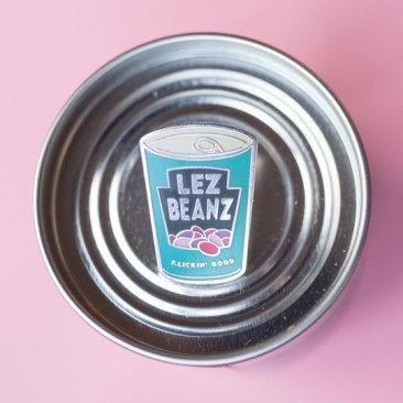 GAYPIN'  Lez Beanz pin
