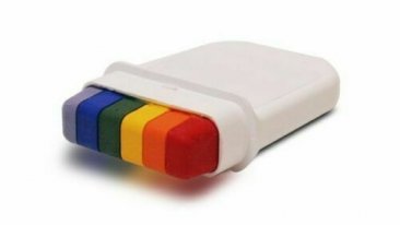 PrideOutlet's Rainbow Fanbrush Face Paint