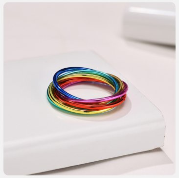 Trinity Rolling Rainbow Interlocked Pride Rings
